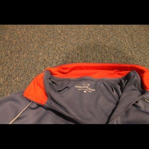 Mens medium performance vineyard vines quarter zip
